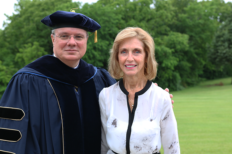 Audrey Freitag Named East Central College Outstanding Alumni in 2017