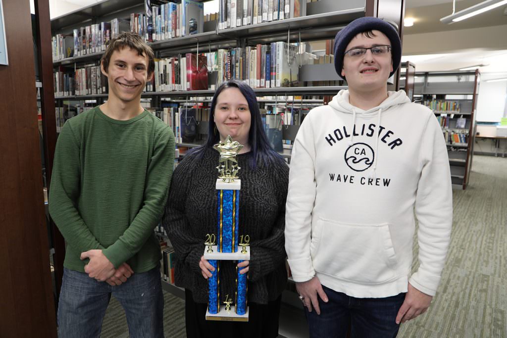 ECC Scholar Bowl Team Wins Sectional Competition, Heading to Nationals