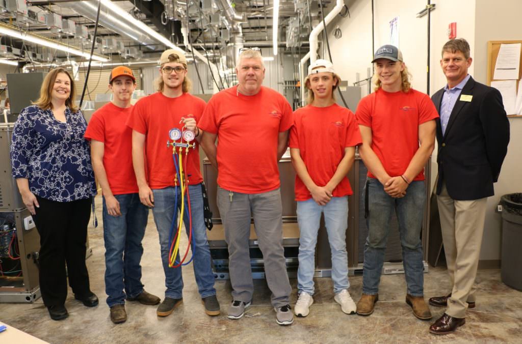 HVAC Program Welcomes High School Students into the Classroom